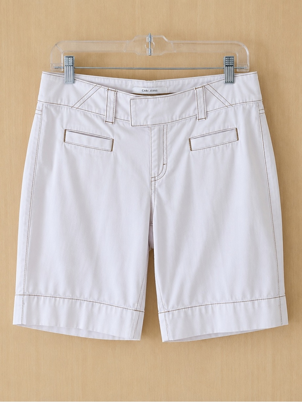 CAbi Size 8 White Cotton Blend Bermuda Shorts Contrast Stitching